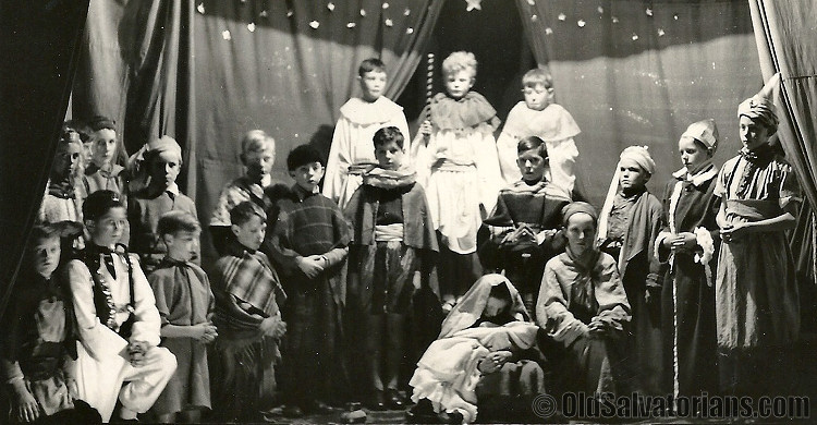 Nativity Play (1) 1950
